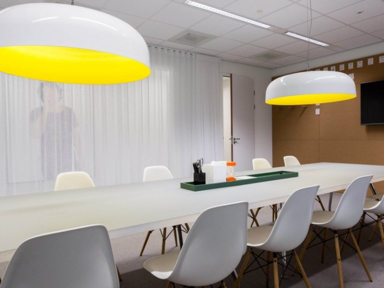 Upgrade the Overall Look and Feel of Your Office with Great Fitout Services