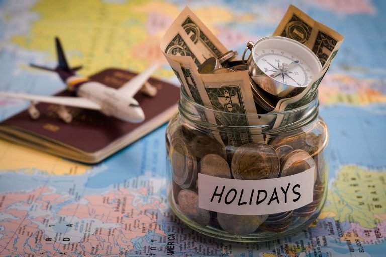 How to save cash Searching For Last Minute Travel Deals
