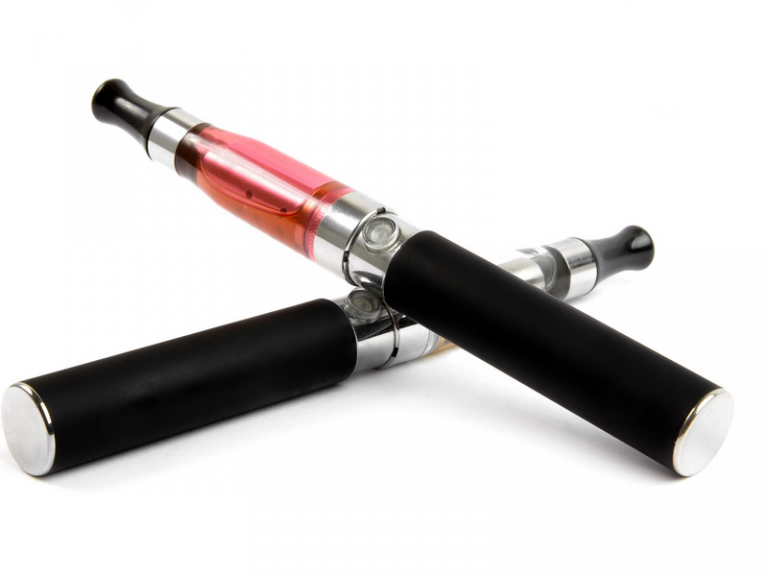 The technology behind vaporizers and vape pens – How the cigarette industry is suffering